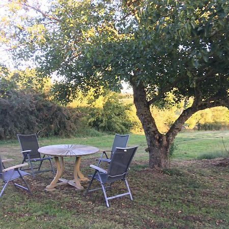 Vila Le Bos Clard Félines Exteriér fotografie